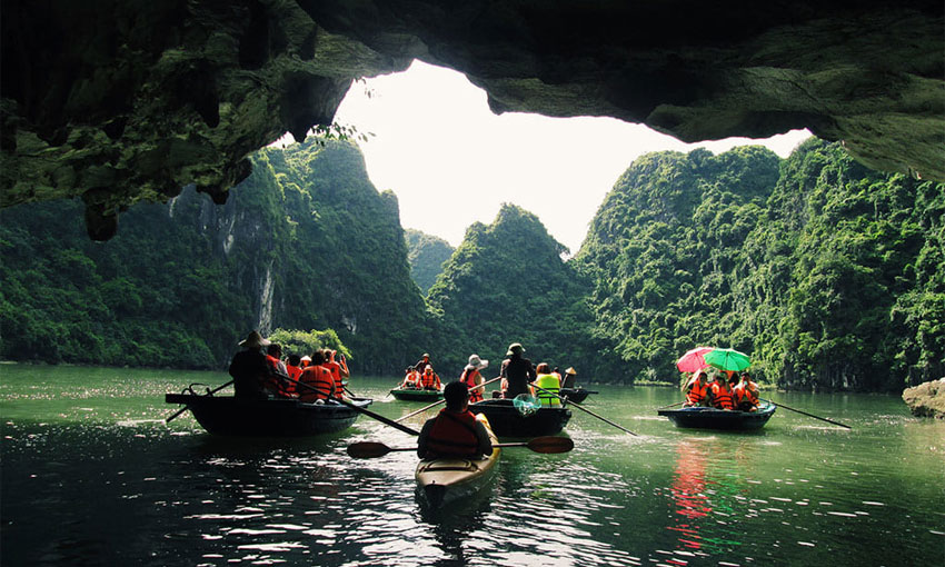 Luon Cave on Halong Bay