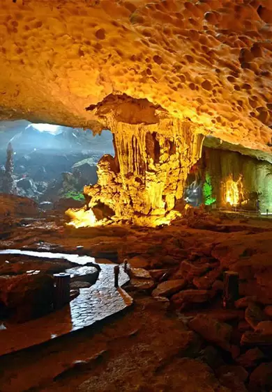 Sung Sot Cave