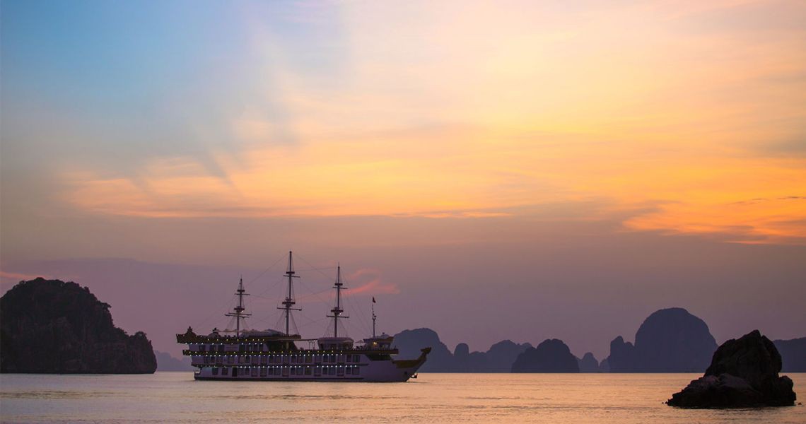 Dragon Legend Cruise