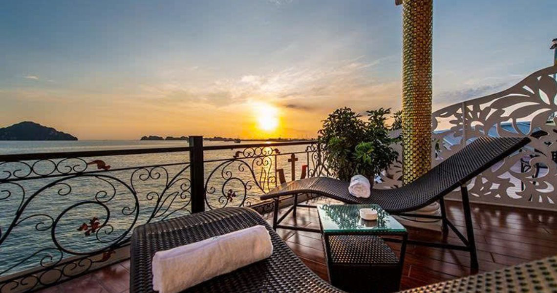 Verdure Lotus Grandeur Cruise