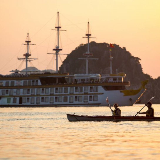 Dragon Legend Cruise: 3 Days 2 Nights Itinerary