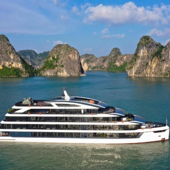 Halong Bay Lumiere Cruise - 2 Days 1 Night Winter Itinerary