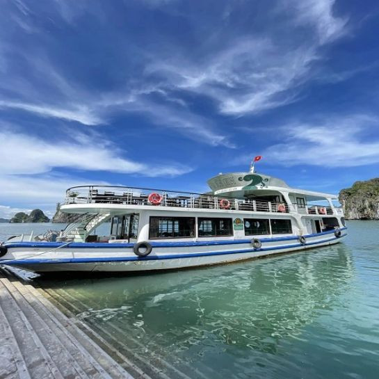 La Muse Cruise: Halong Bay Afternoon Tour (6 Hours)