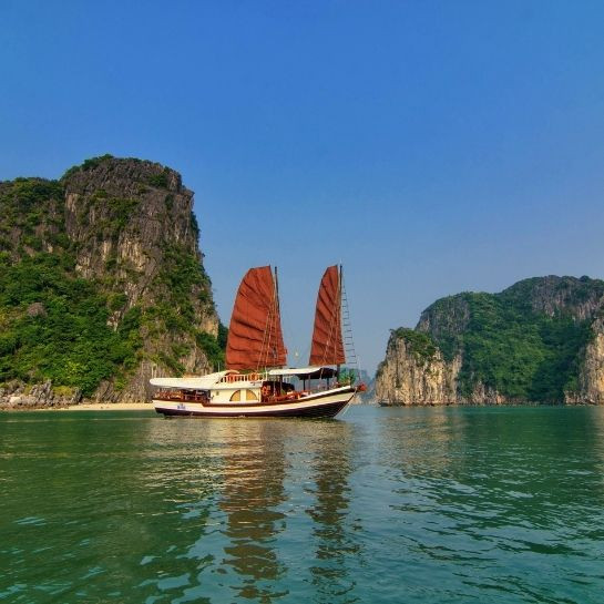 L'amour Junk Bai Tu Long Bay 3 Days 2 Night Itinerary