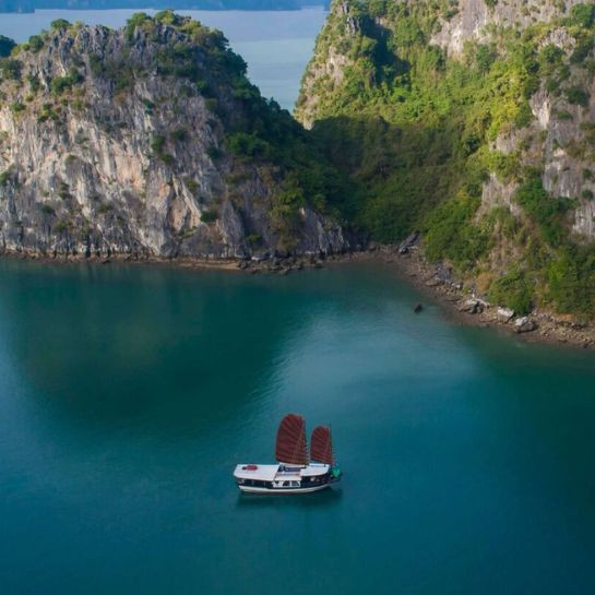 L'amour Junk Bai Tu Long Bay 4 Days 3 Night Itinerary