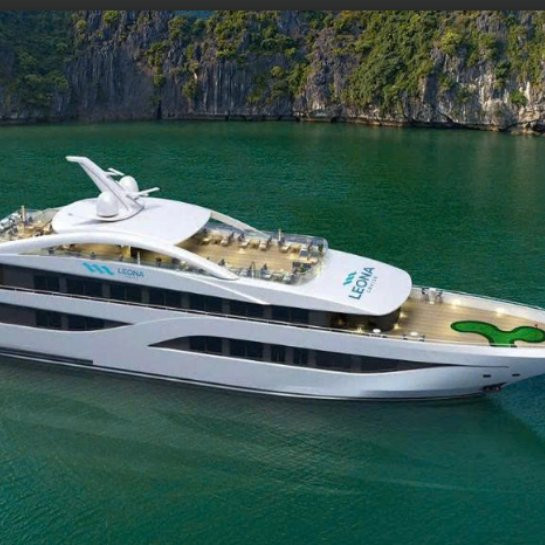 Leona Day Cruise