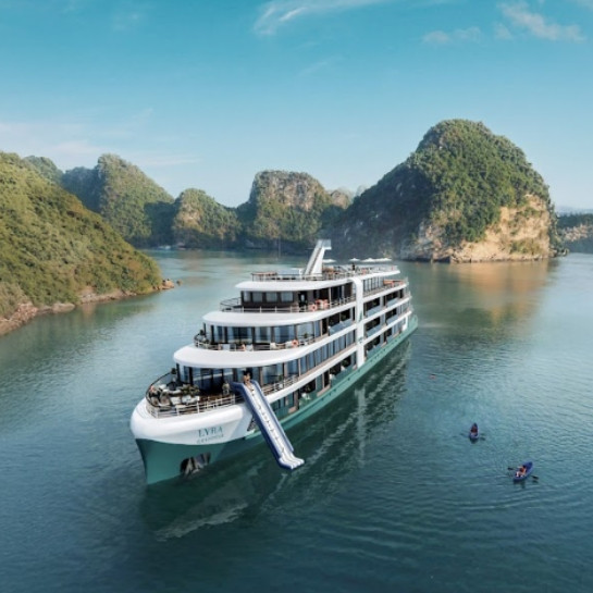 Lyra Grandeur Cruise 3 Days 2 Nights