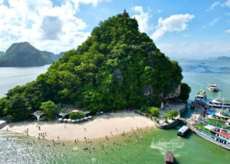 Luon Cave - Halong Bay - Hanoi