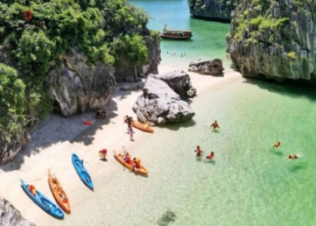 Hanoi - Ha Long Bay - Lan Ha Bay