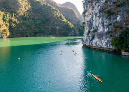 Tuan Chau – Halong Bay – Lan Ha Bay – Dark & Bright Cave
